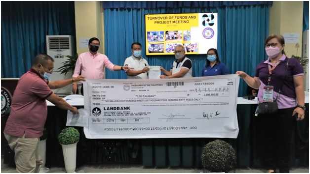 DOST-Bukidnon empowers disadvantaged areas in Talakag, grants P2.8M sci-tech project funds image