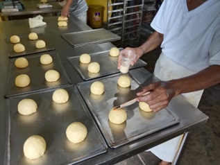 Bakeshops in Pangasinan adopt DOST-FNRI's Enhanced Nutribun image