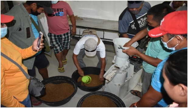Tilapia farmers get 500k tech package from DOST-IX image